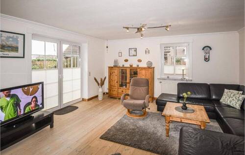 EG: Wohnzimmer (2/2) - 