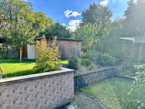 Außenanlagen bereits fertig - 