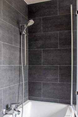 Duschbadewanne - 