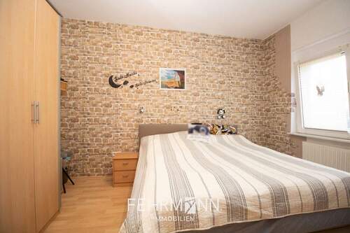 Schlafzimmer EG - 