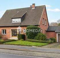 Großzügiges Einfamilienhaus mit Kaminzimmer & weitläufigem Grundstück - Wohnen in idealer Lage - Dinslaken Hiesfeld