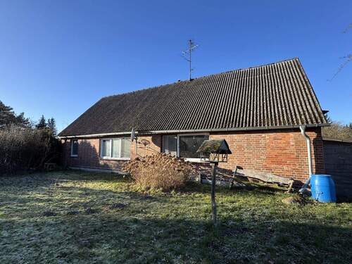 Ansicht vom Garten - Einfamilienhaus mit 130,00 m&sup2; in Gorleben zum Kaufen