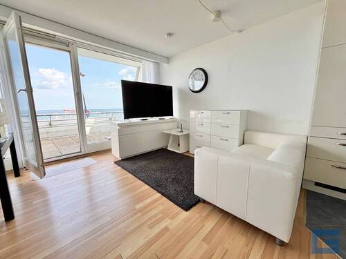 Wohn- und Esszimmer - 1 Zimmer Etagenwohnung zum Kaufen in Kiel / Schilksee