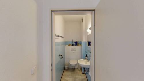 WC - 