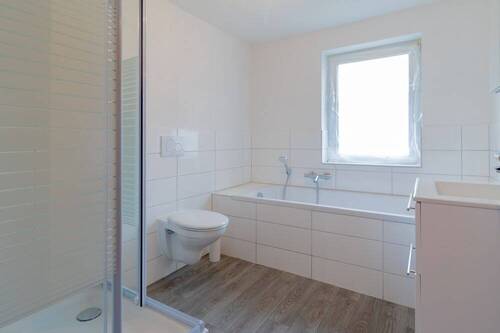 Badezimmer - 5 Zimmer Einfamilienhaus in Gülzow