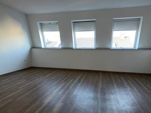 Wohnzimmer (2) - 2 Zimmer Etagenwohnung zur Miete in Dortmund