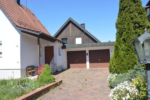 Bild 2 - 6 Zimmer Einfamilienhaus zum Kaufen in Karlsfeld