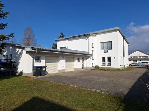 Ansicht - 8 Zimmer Mehrfamilienhaus, Wohnhaus zum Kaufen in Greifswald
