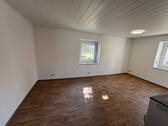 großzügiges Wohnzimmer - 4 Zimmer Doppelhaushälfte in Burglengenfeld