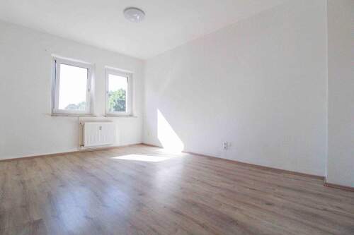 Wohnzimmer_Polsumer Str.225A 1.OG - 