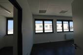 13_Zimmer mit Nebenzimmer Seite Fußgängerzone - 