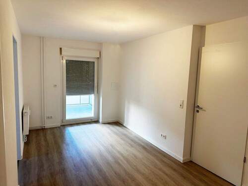 Kind 2 Zug. Balkon2 - 
