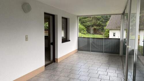 großer Balkon im OG - 