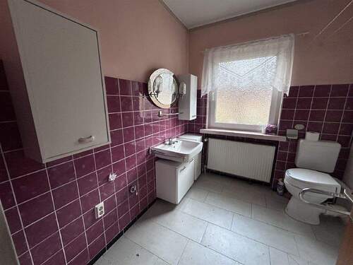 Badezimmer - 3 Zimmer Einfamilienhaus in Hude (Oldenburg)