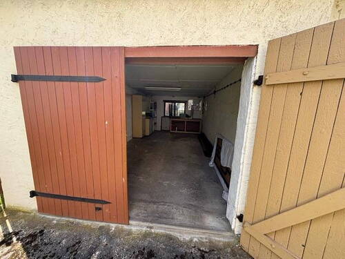 Garage - 