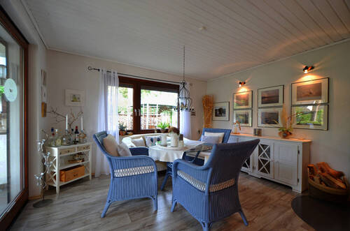 Blick in den Wohnbereich - 