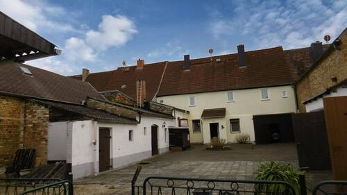 Innenhof - Reihenmittelhaus mit 150,00 m² in Zahna-Elster zum Kaufen