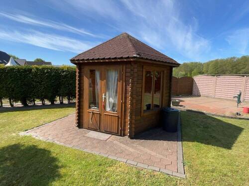 Gartenhütte - 