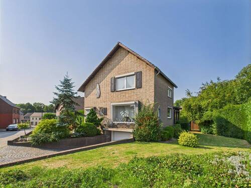 WWW.BOUWENS.DE - Freistehendes Einfamilienhaus mit Wintergarten und gepflegtem Garten in Selfkant - Süsterseel!
