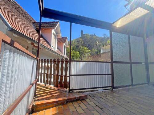 Terrasse mit Burgblick - 