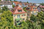 Außenansicht - Familientraum im Grünen - Zweifamilienhaus mit Gartenidylle