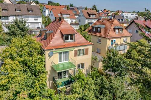 Außenansicht - Familientraum im Grünen - Zweifamilienhaus mit Gartenidylle