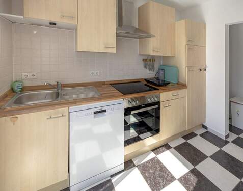 Einbauküche mit Geschirrspüler - Etagenwohnung mit 60,00 m² in Althegnenberg zur Miete