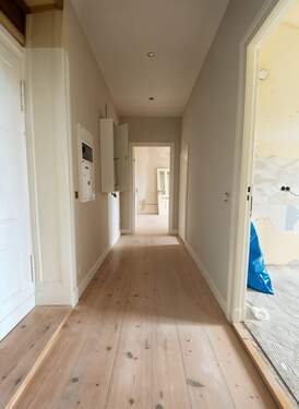 Flur - (KI generiert) - 2 Zimmer Etagenwohnung in Berlin