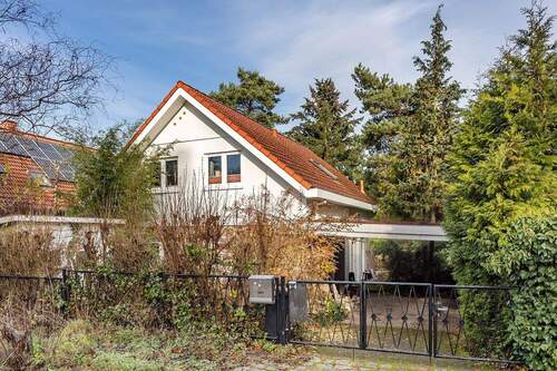 Vorderseite Haus - 3 Zimmer Einfamilienhaus zum Kaufen in Berlin