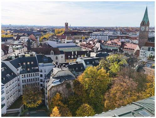 Blick über den Asamho - 2 Zimmer Etagenwohnung zum Kaufen in München