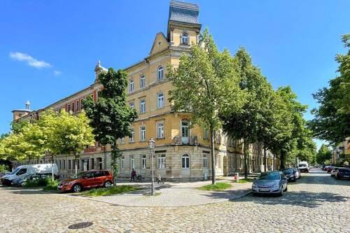 Außenansicht - 2 Zimmer Etagenwohnung zum Kaufen in Dresden