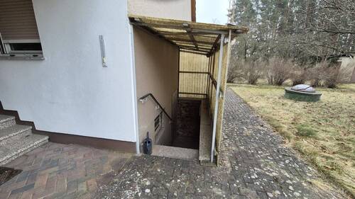 Zugang in den Keller - 