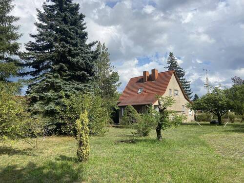 Blick aufs Haus - 5 Zimmer Einfamilienhaus zum Kaufen in Weißkeißel