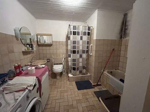 Nebengebaude-Scheune - 