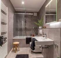 Frei und neu modernisiert: energieeffizienter Wohntraum mit EBK u. Wellness-Bad - Chemnitz Sonnenberg