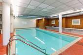 Schwimmbad Haupthaus - 