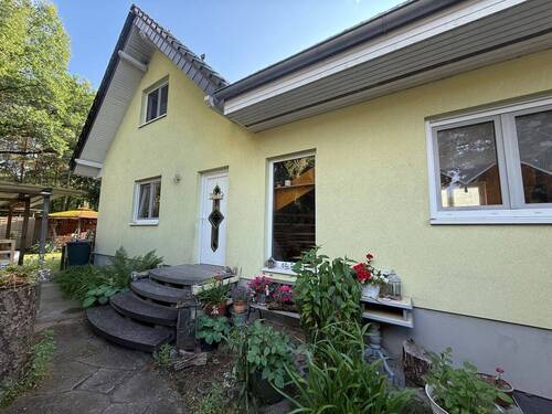 Eingangsbereich - 4 Zimmer Einfamilienhaus zum Kaufen in Wandlitz