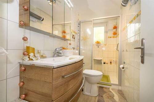 Badezimmer Erdgeschoss - 