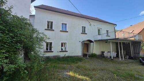 Hausansicht - 7 Zimmer Einfamilienhaus zum Kaufen in Göda