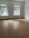 Wohnzimmer - 3 Zimmer Etagenwohnung zur Miete in Magdeburg