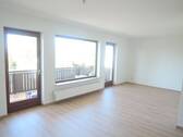 Helles Wohm-/Esszimmer - 