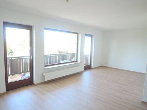 Helles Wohm-/Esszimmer - 