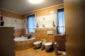 WC und Bidet - 