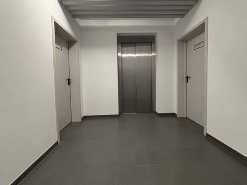 Flur_Aufzug - 