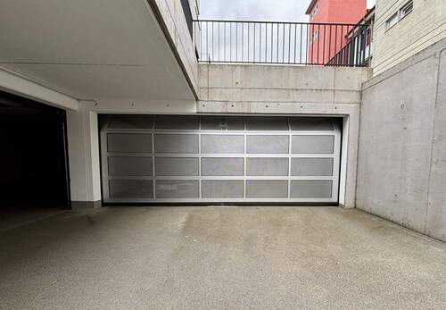 Tiefgaragenstellplatz (links) - 