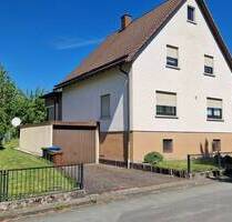 Herborn-Merkenbach: großes gepfl. 1-2 Fam.-Haus mit Keller, Garage und Garten zu verkaufen !!!