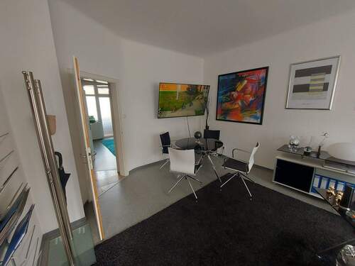 Büro 1 - 