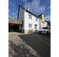 Kompakt. Stilvoll. Besonders - kernsaniertes Schmuckstück mit romantischen Garten - Sachsenheim Hohenhaslach