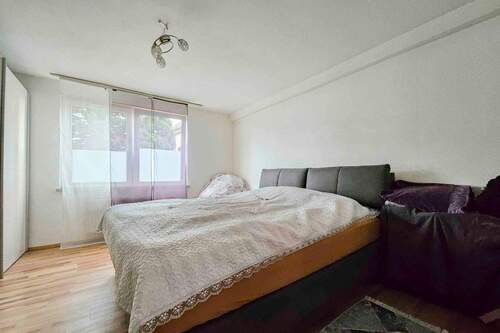 2 Z-Wohnung Schlafzimmer OG - 