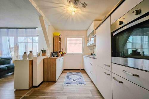 2 Z-Wohnung Küchenbereich OG - 